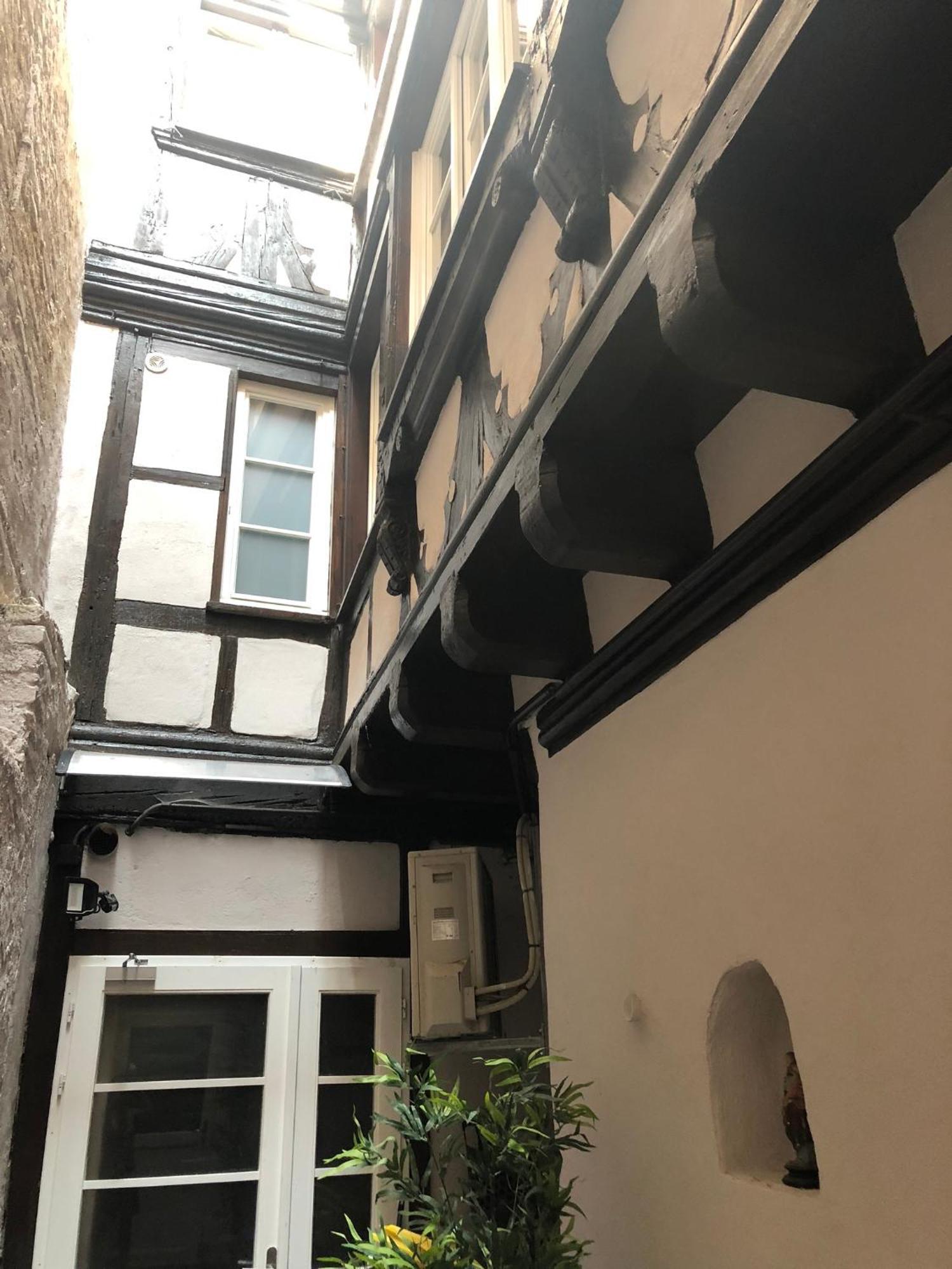 Carpe Diem Home - Au Pied De La Cathedrale Strasbourg Ngoại thất bức ảnh